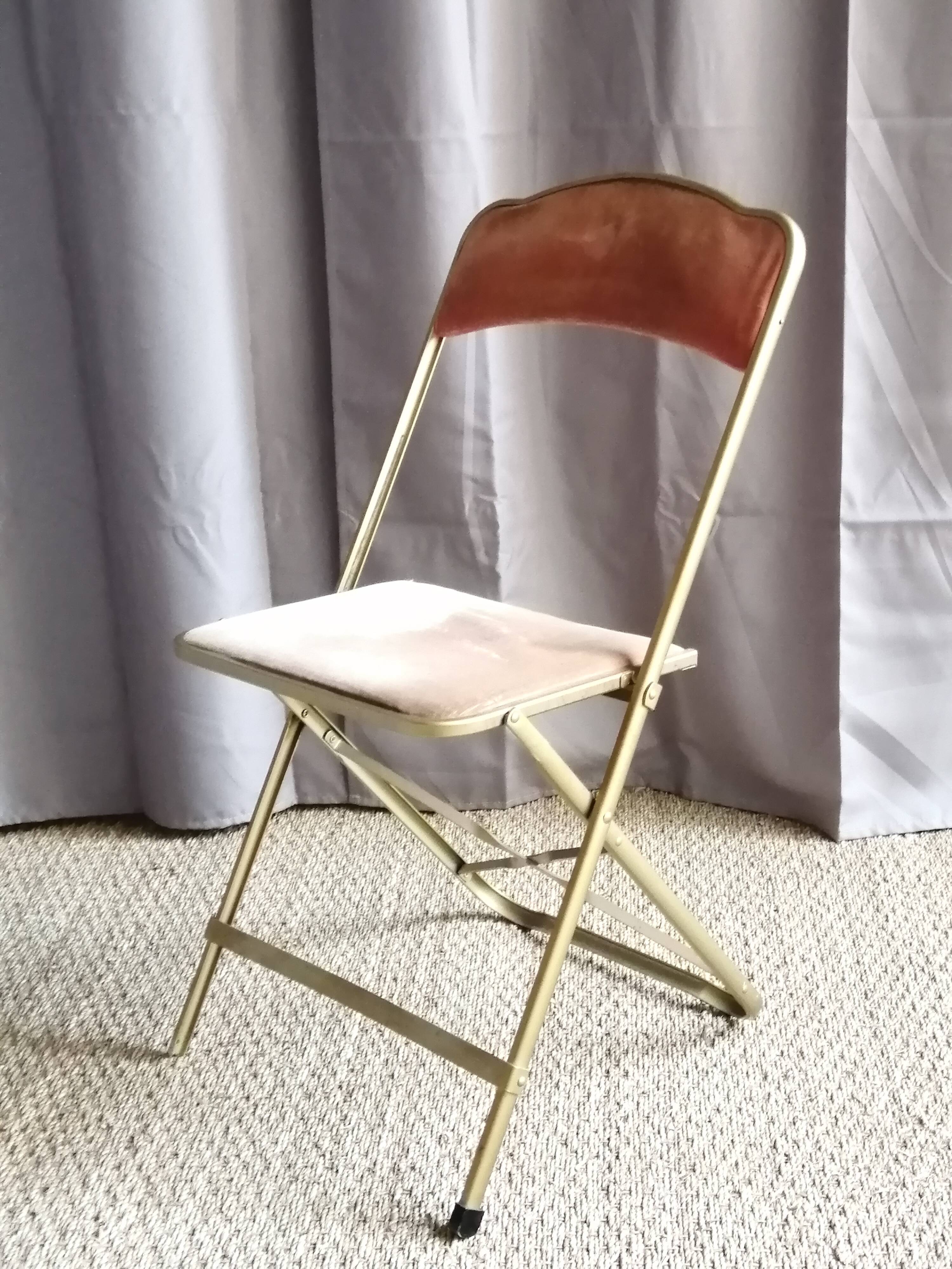 Theatre folding chair