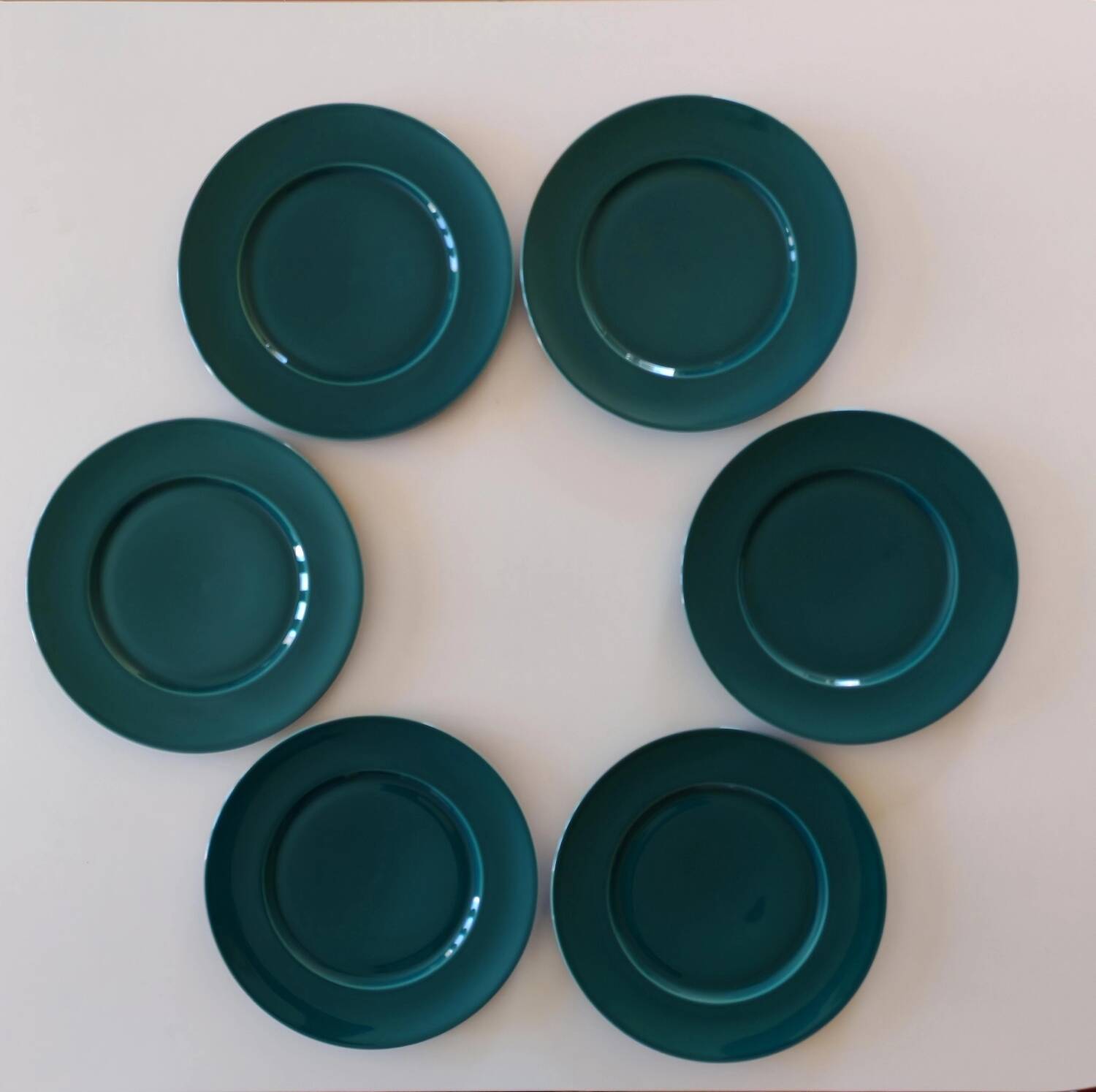 Presentation plates
