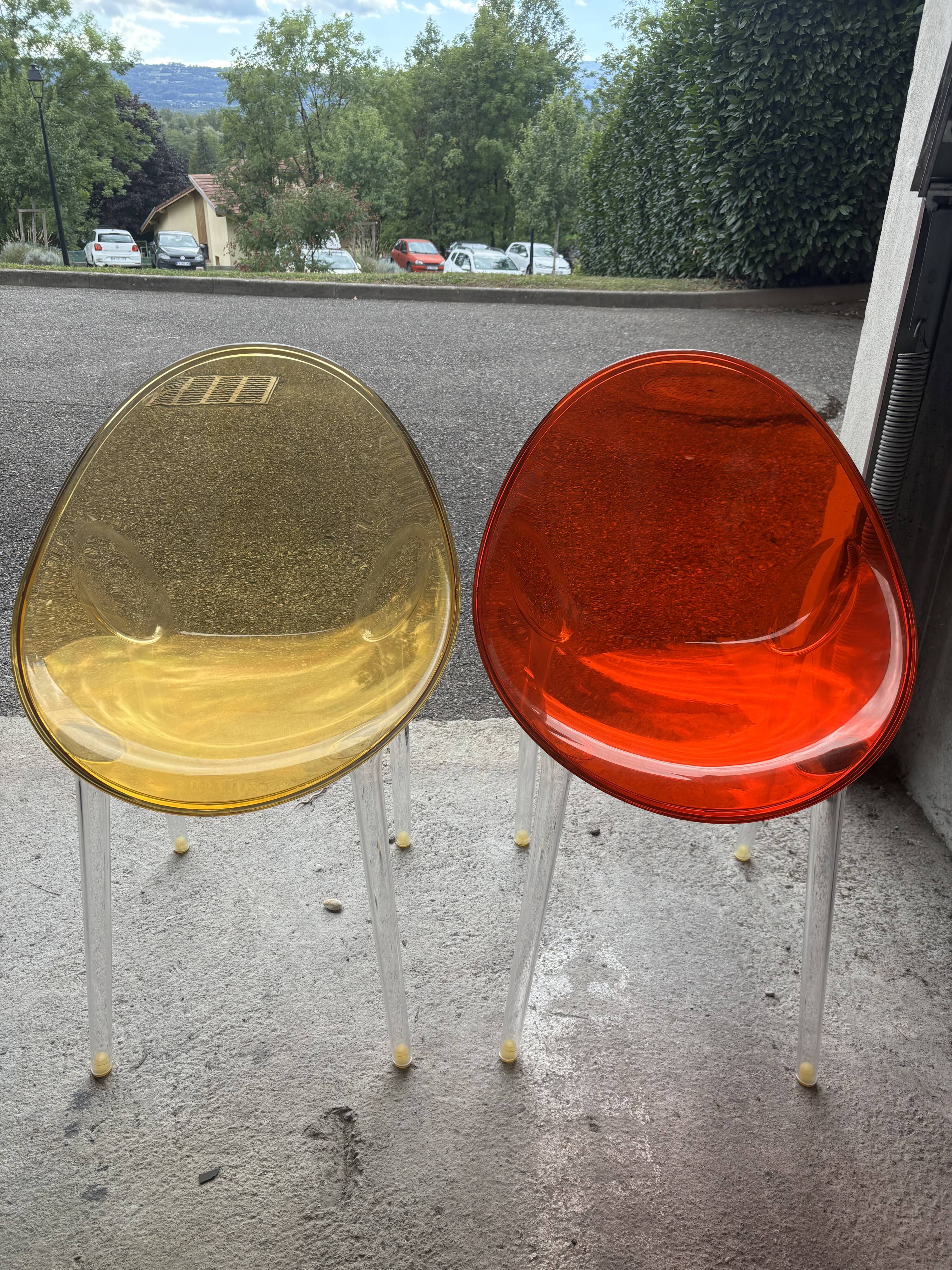 Chaise design Kartell "Mr. Impossible" - Philippe Starck et Eugeni Quitllet