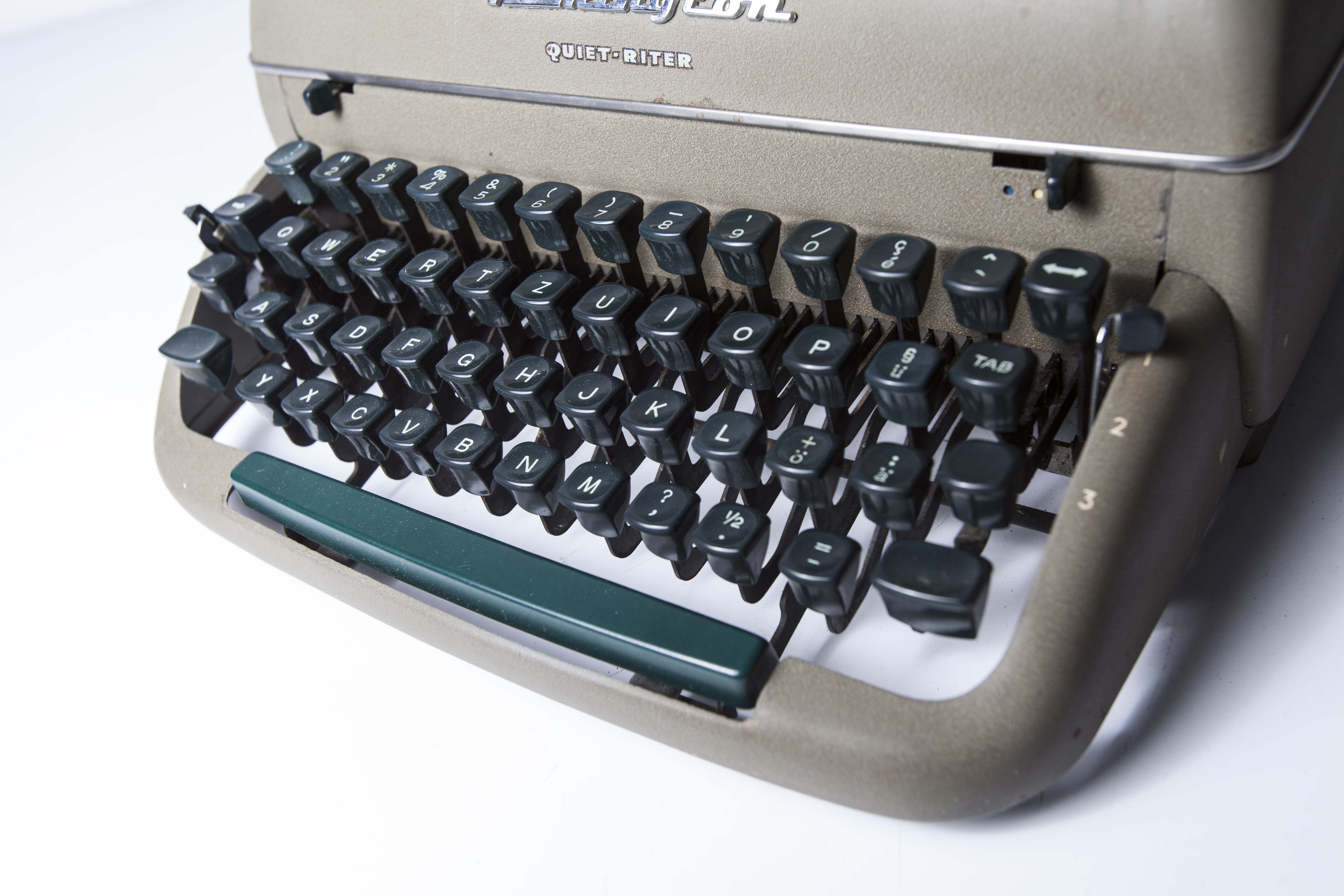 Typewriter remington Quiet Riter Miracle tab