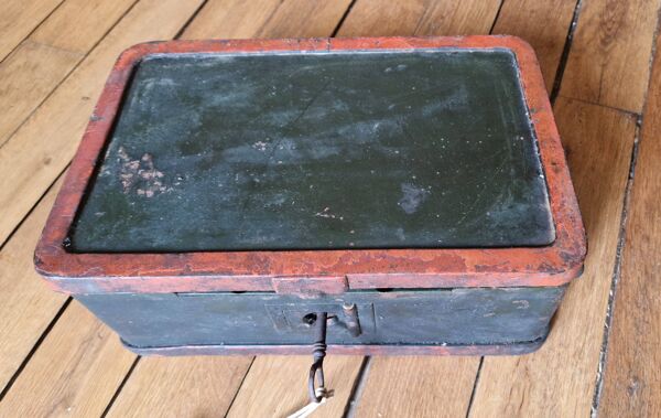 Valise coffre de soldat, militaria WVI WVII