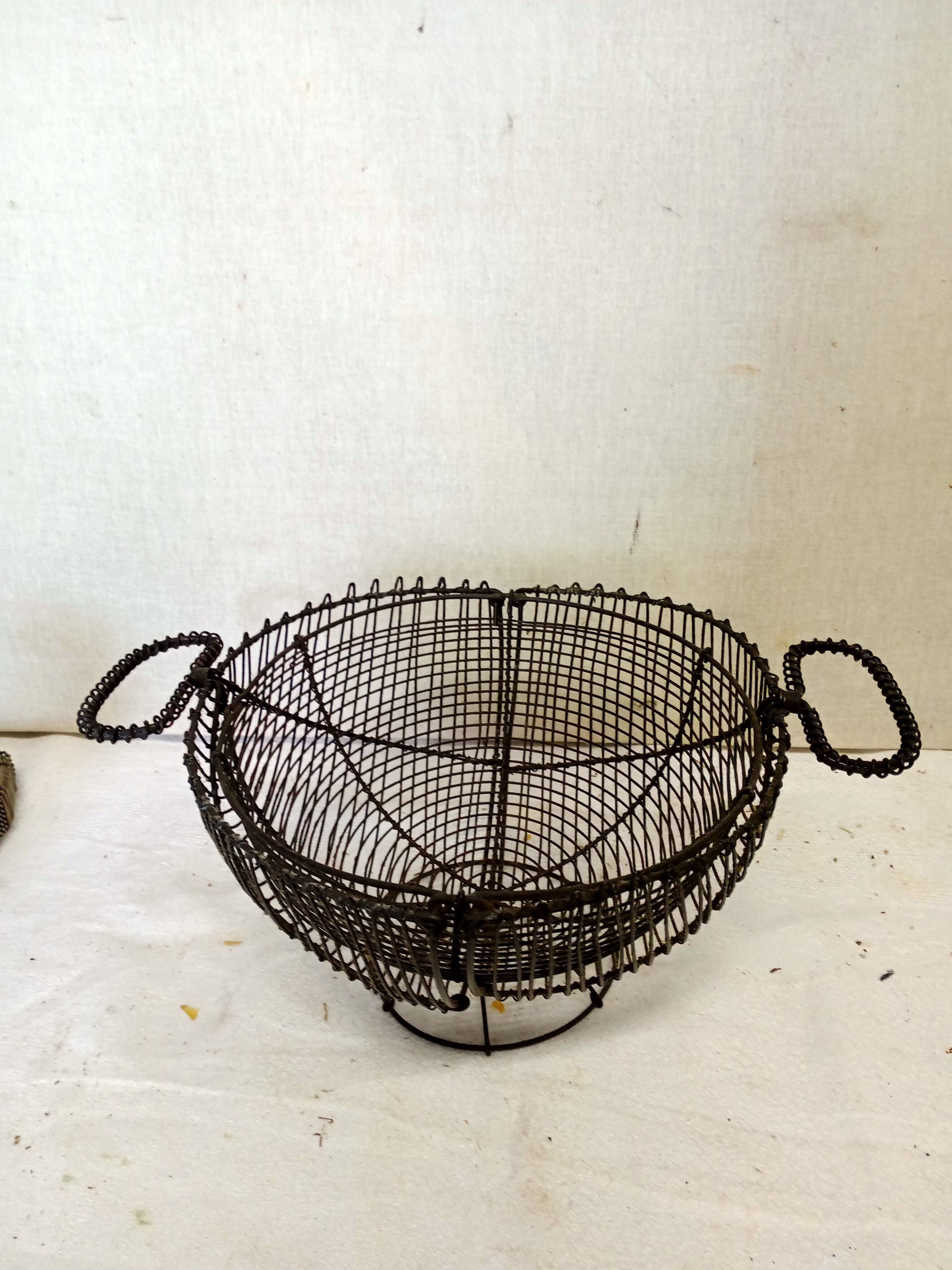 Egg basket