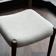 6 chaises danoises attribuées à Niels Moller