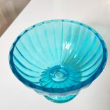 Coupe en cristal bleu