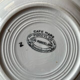 Mismatched plates l'Amandinoise