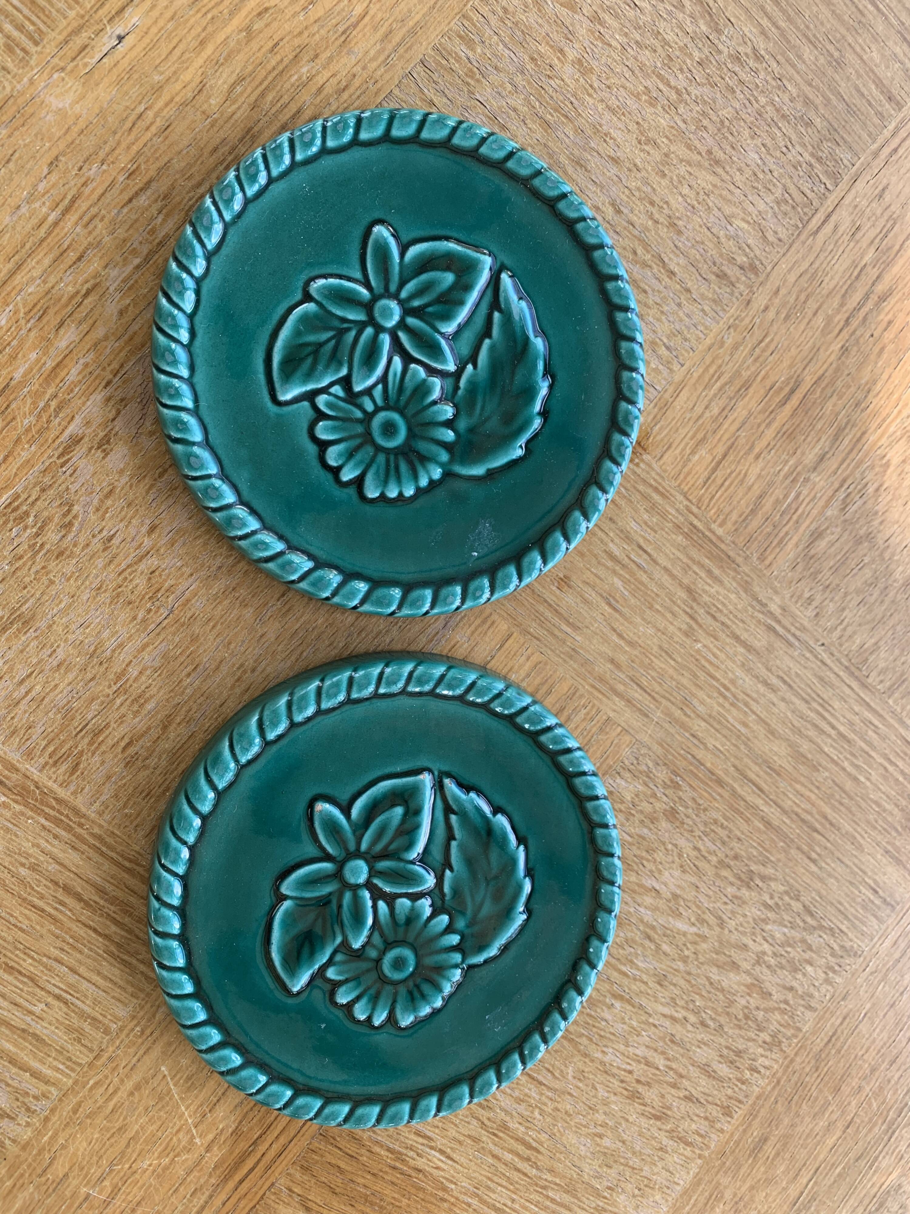 Two bottle unders bottle slurry