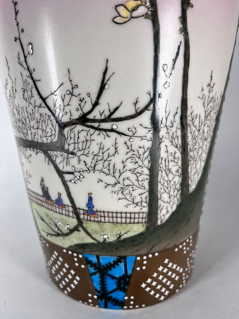 Large Vase Fabienne Jouvin Porcelaine decor Main (2000)