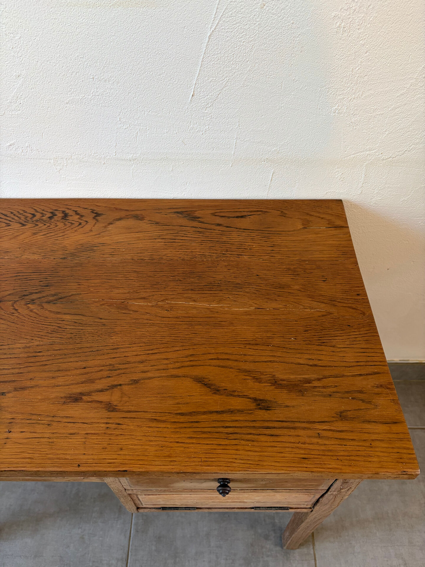 Charmant petit bureau vintage en chêne