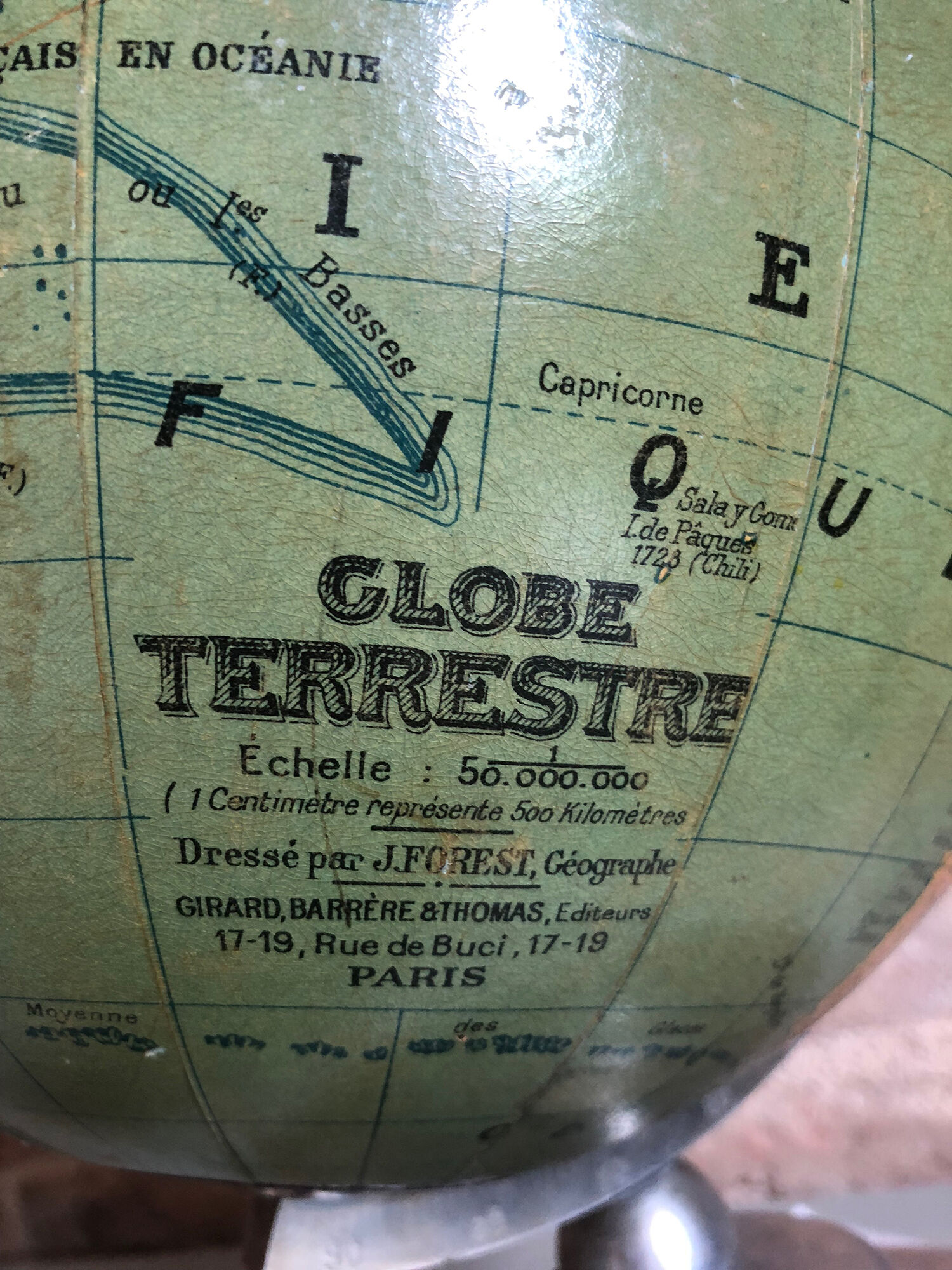 Globe lamp stamped