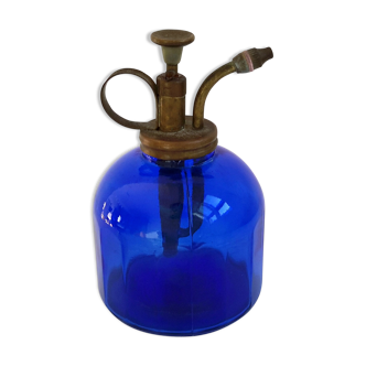 Vaporisateur en laiton et verre bleuté