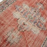 Tapis Vintage Corail Médaillon Patiné Chic, 143x235 Cm
