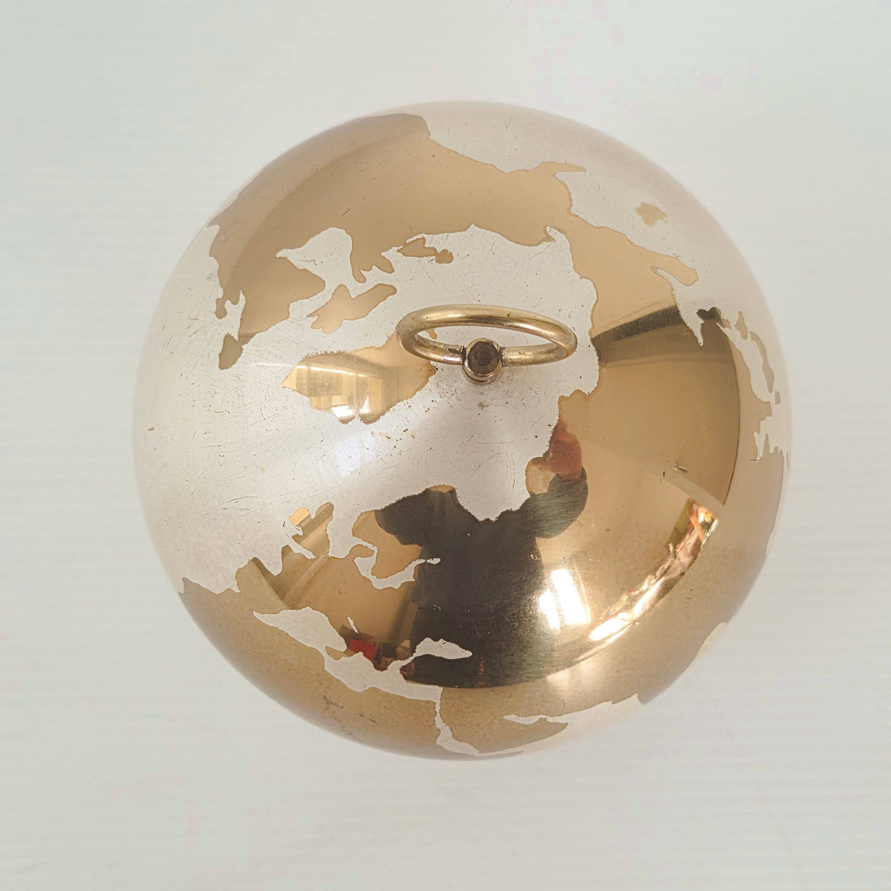 VINTAGE CIGARETTE & LIGHTER DISPENSER 1970 WORLD MAP GLOBE 70S RETRO