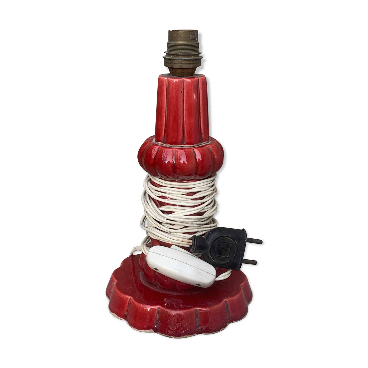 Small red ceramic lamp