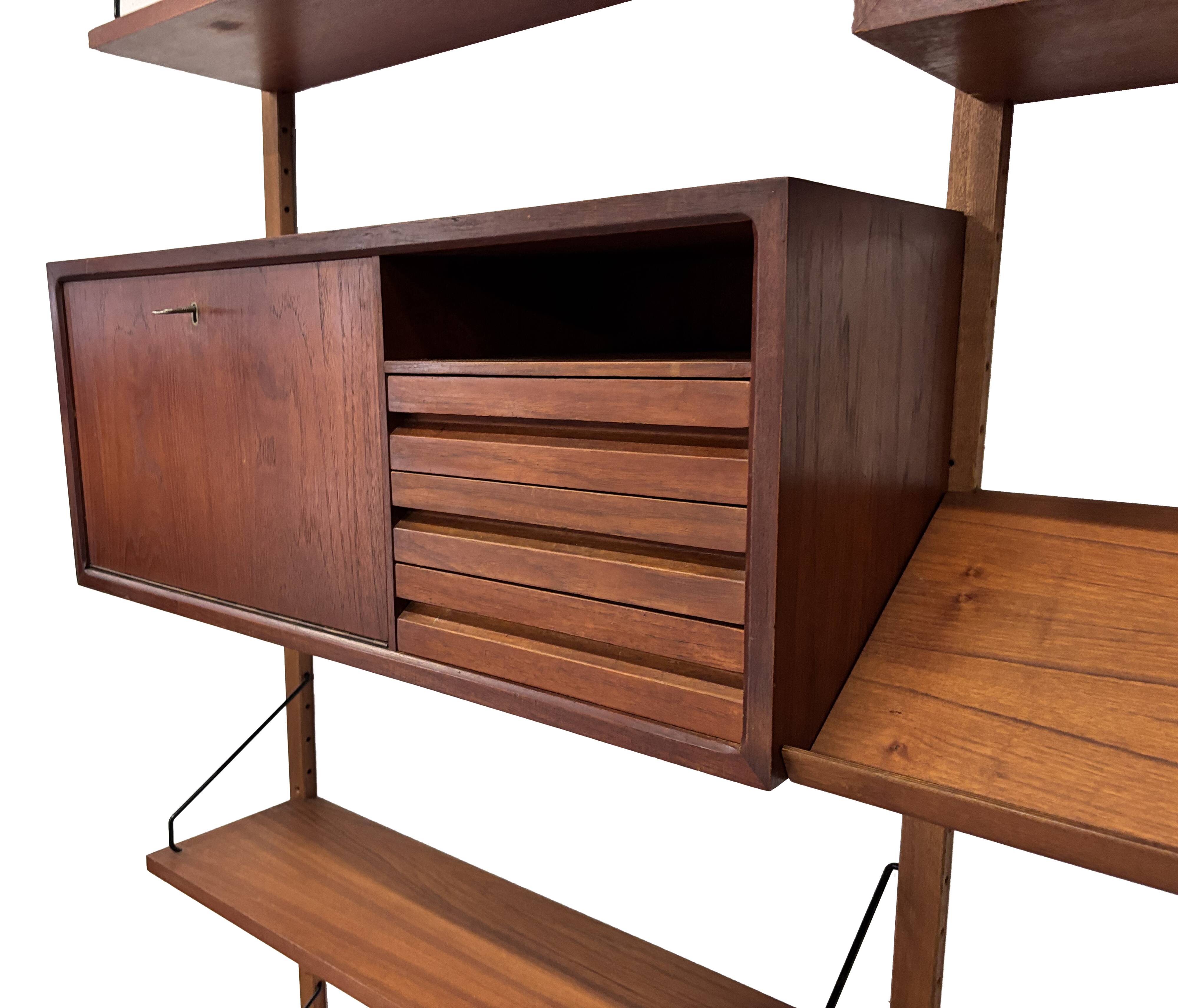 Vintage Poul Cadovius Royal System wall system wall unit