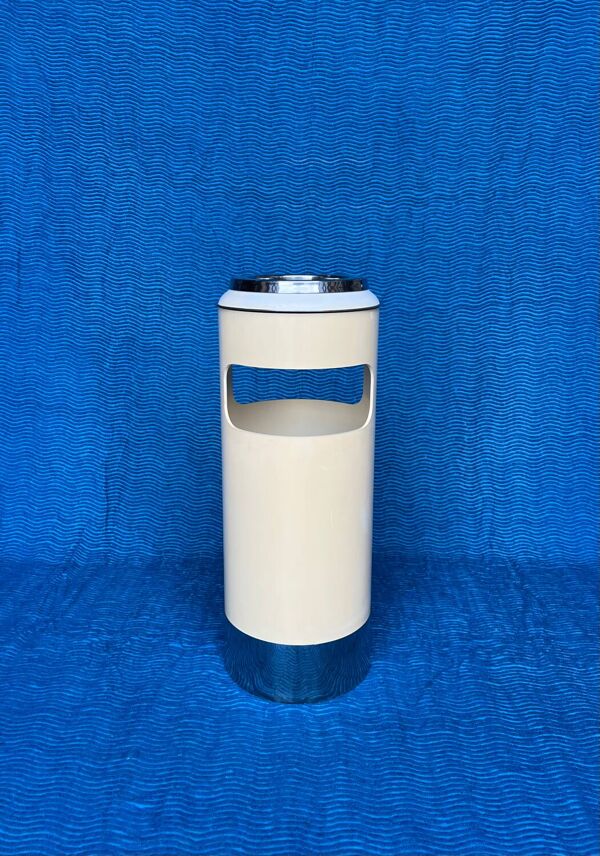 Porte-parapluies/cendrier/vide-poches/corbeille a papier/mobilier d’en