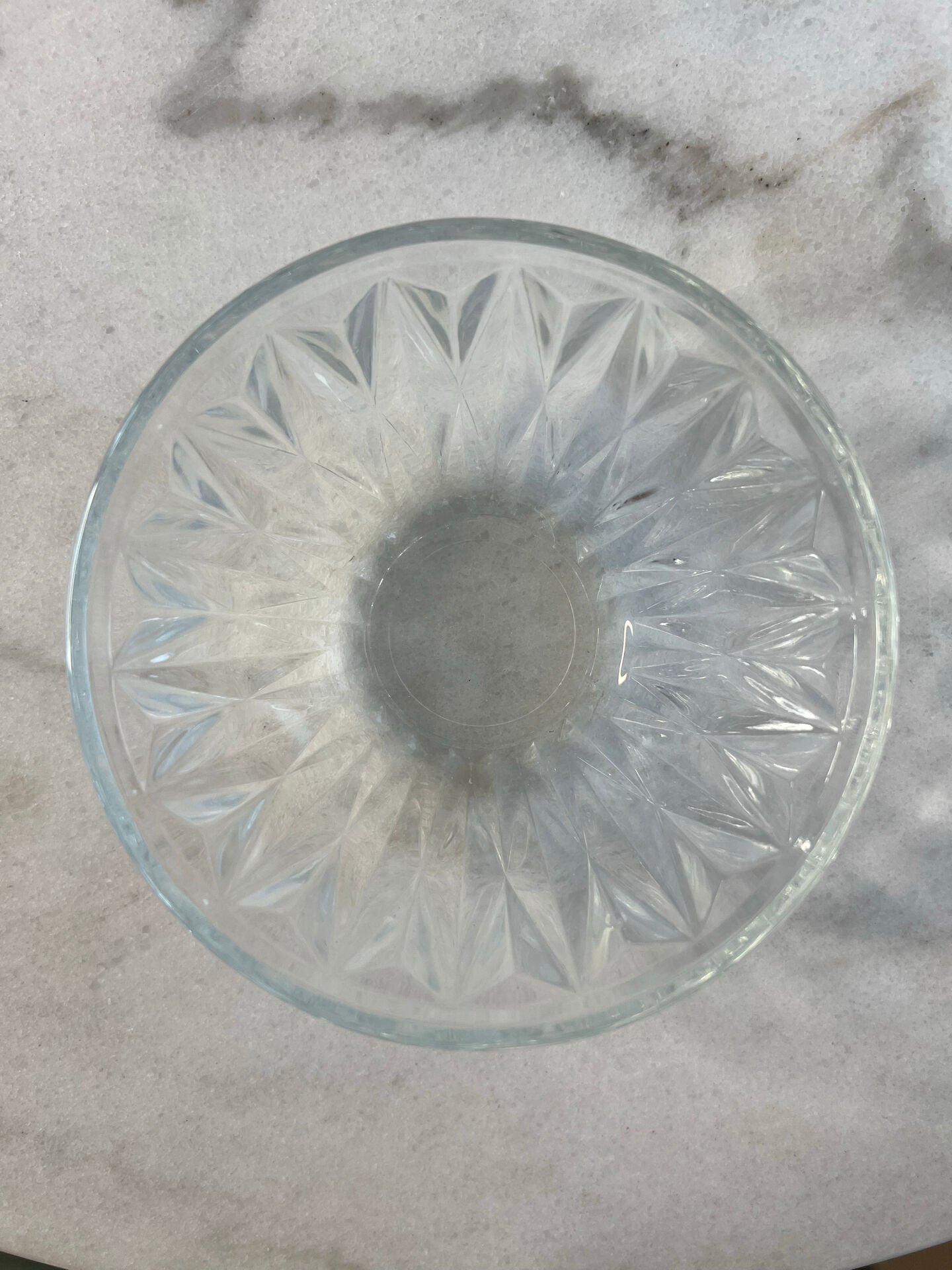 Cut glass bowl stamped France 11cm