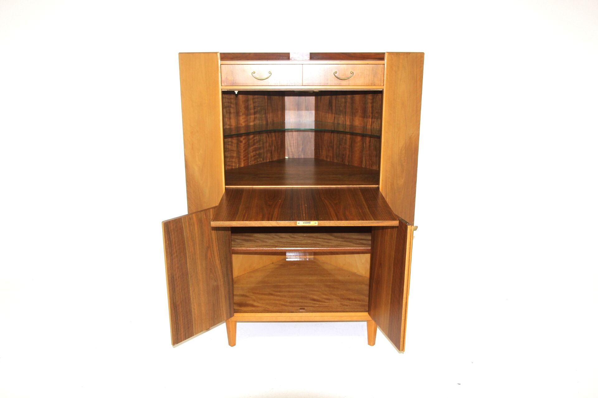Meuble-bar d'angle scandinave en noyer, Suède, 1940