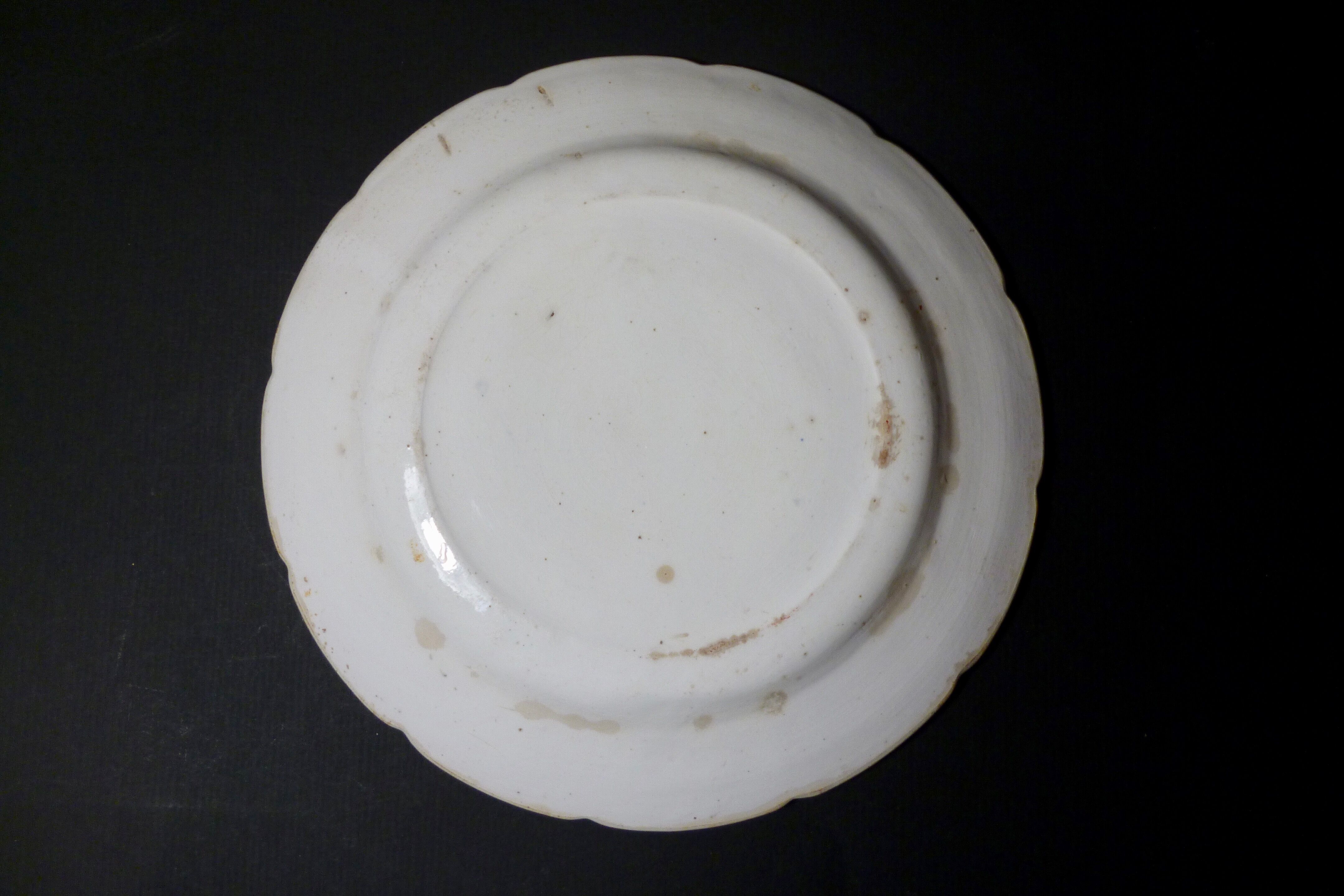 Pair of old chantilly plates (?) blue flower seedlings 18th probable