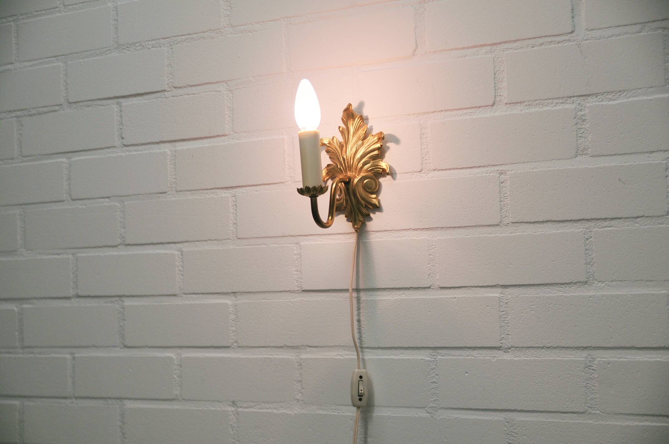 vintage bronze gold wall lamp leaf