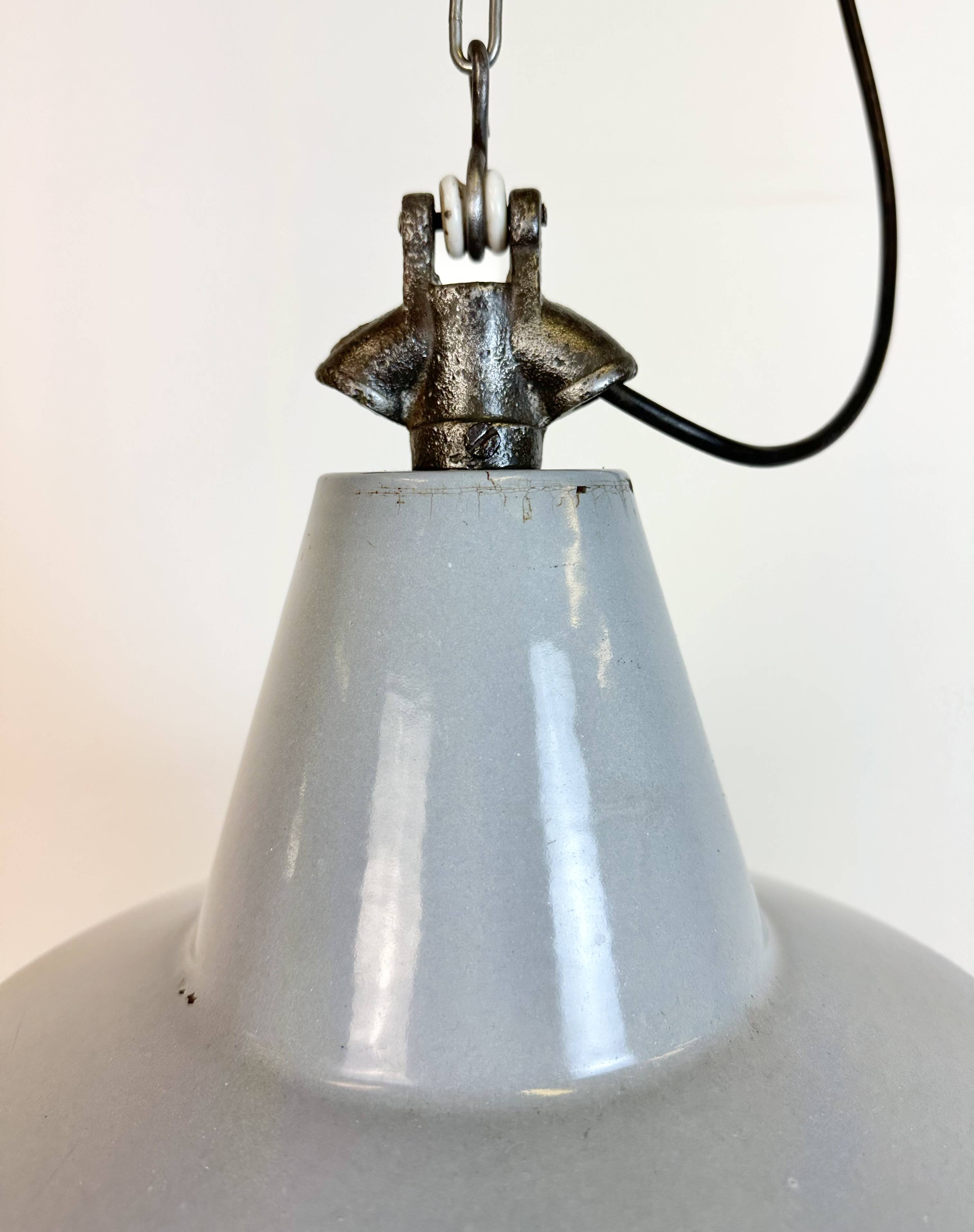 Industrial grey enamel factory pendant lamp, 1960s
