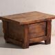Table basse ancienne peinte en bois d’orme – Chine, vers 1900