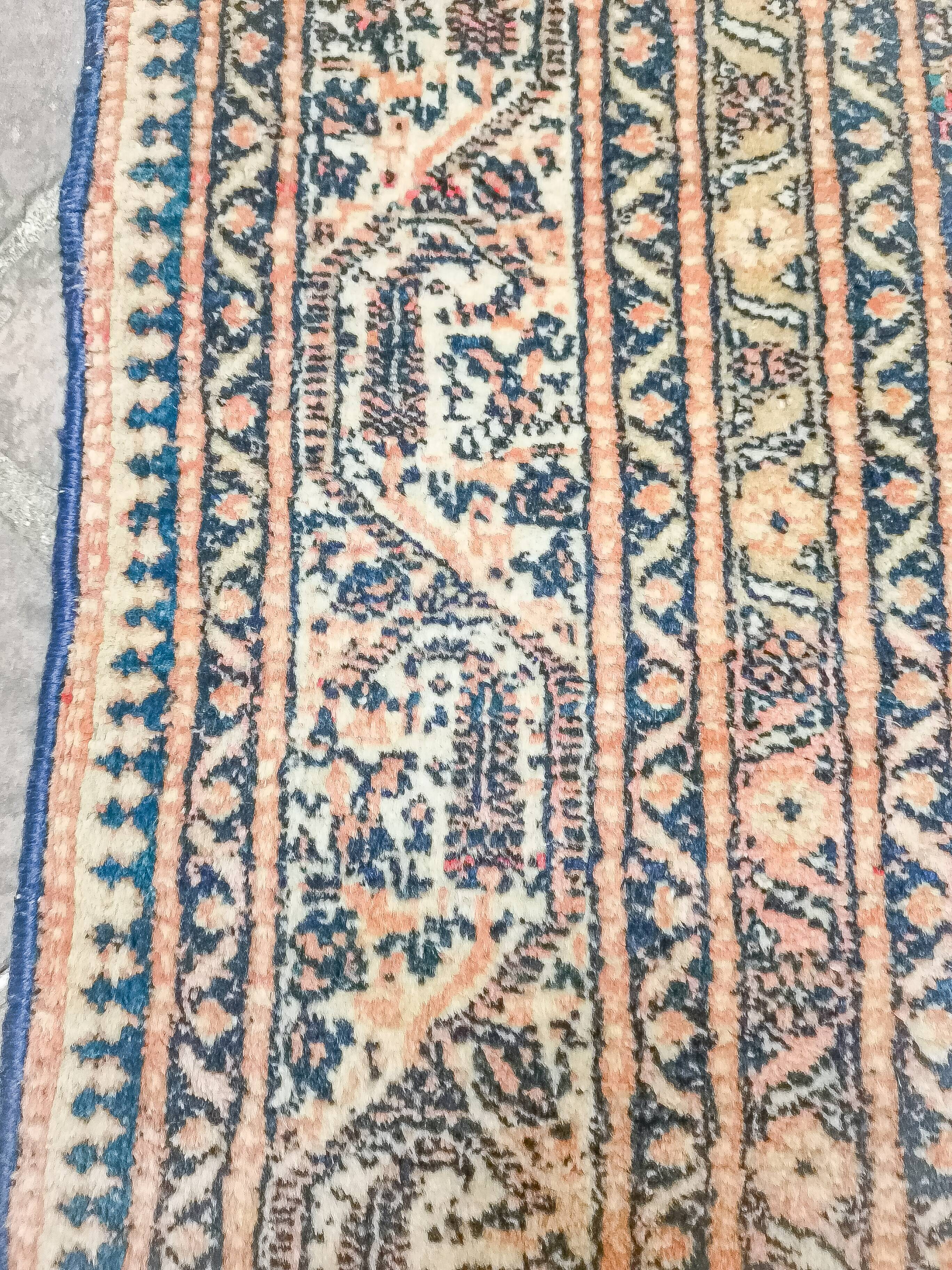 Ancient handmade Persian Oriental rug Myr 1.90 x 1 .40 m