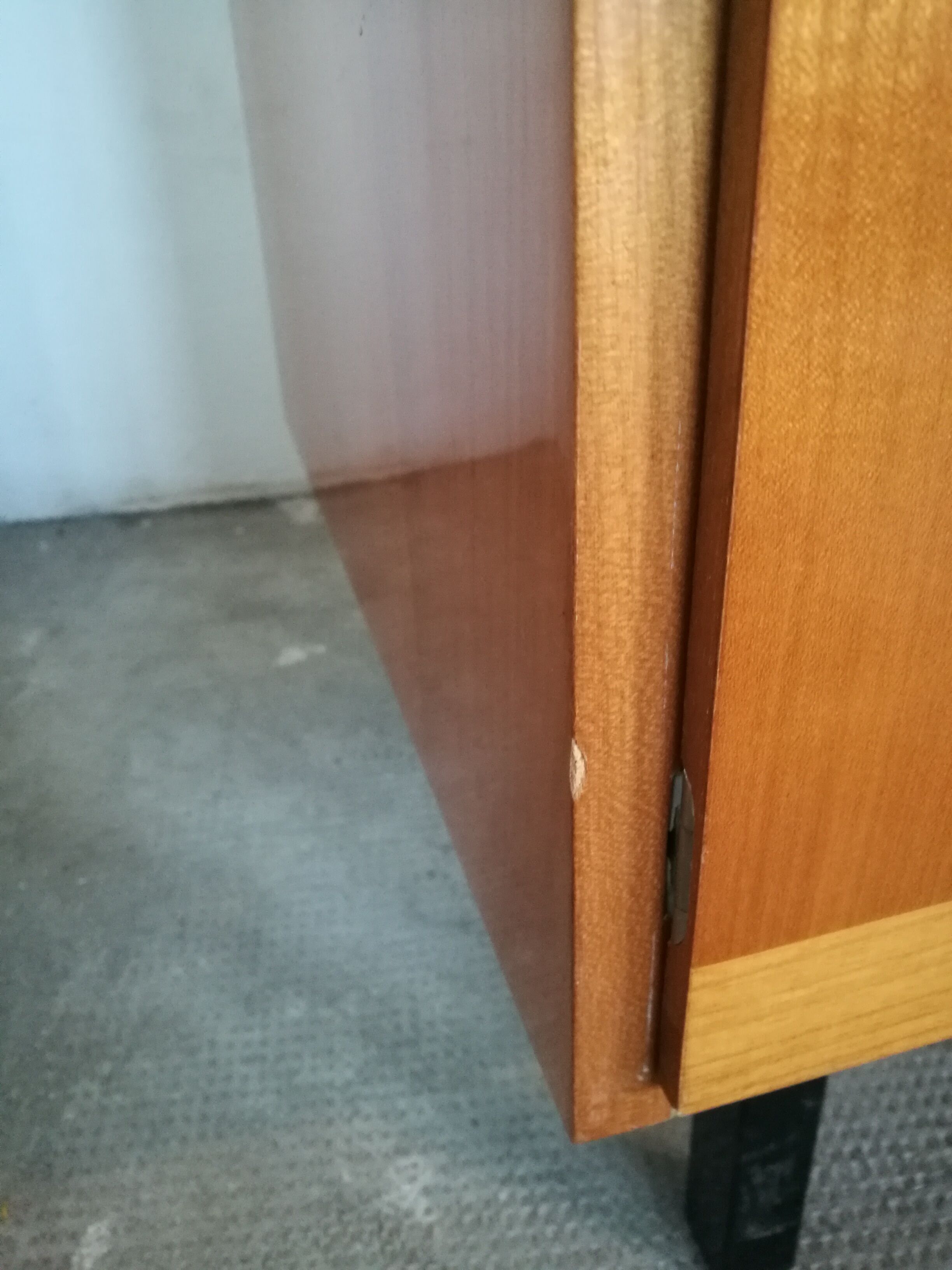 Buffet 1970 in blond wood