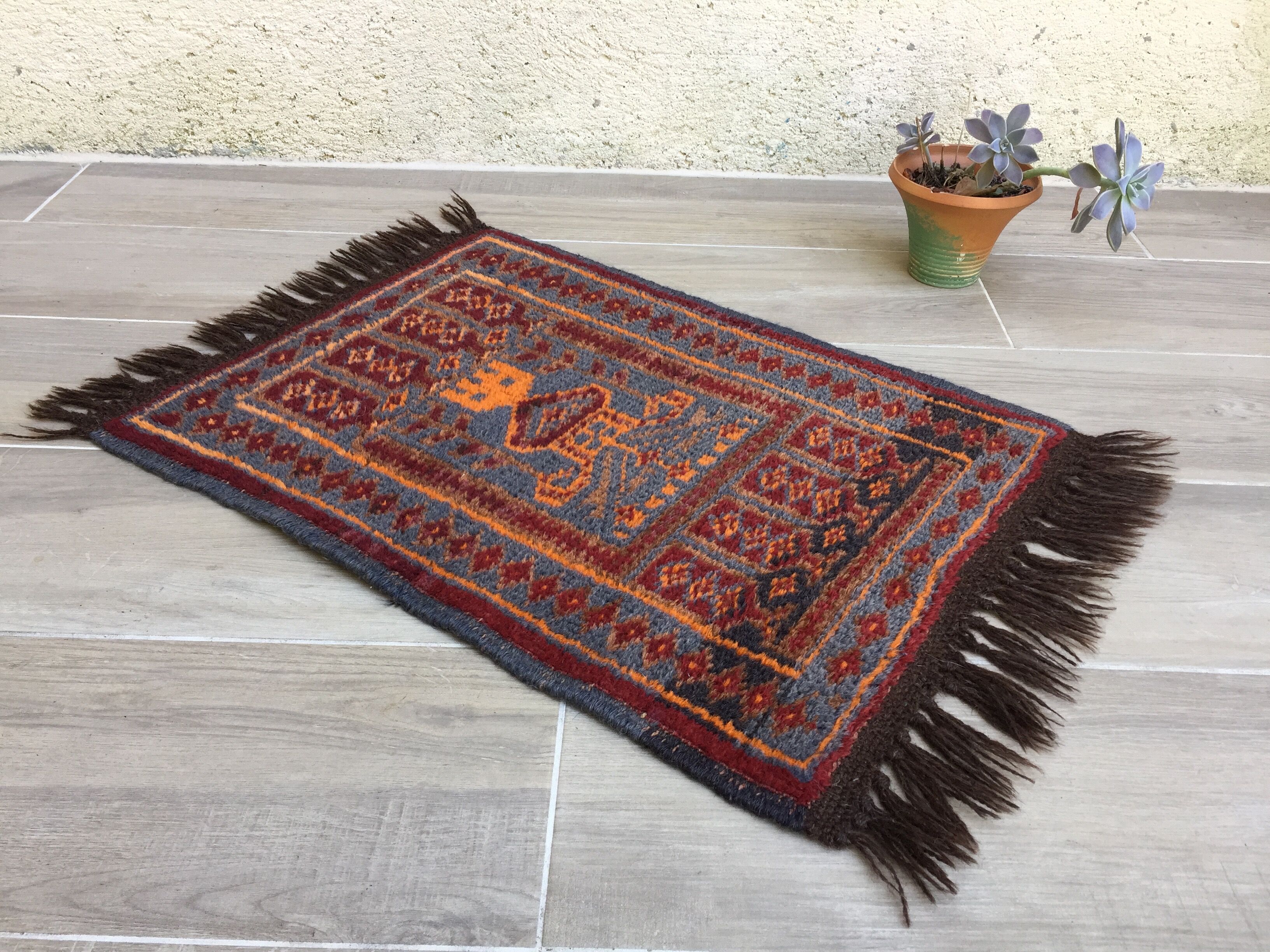 Oriental carpet pure wool 78 x 48cm