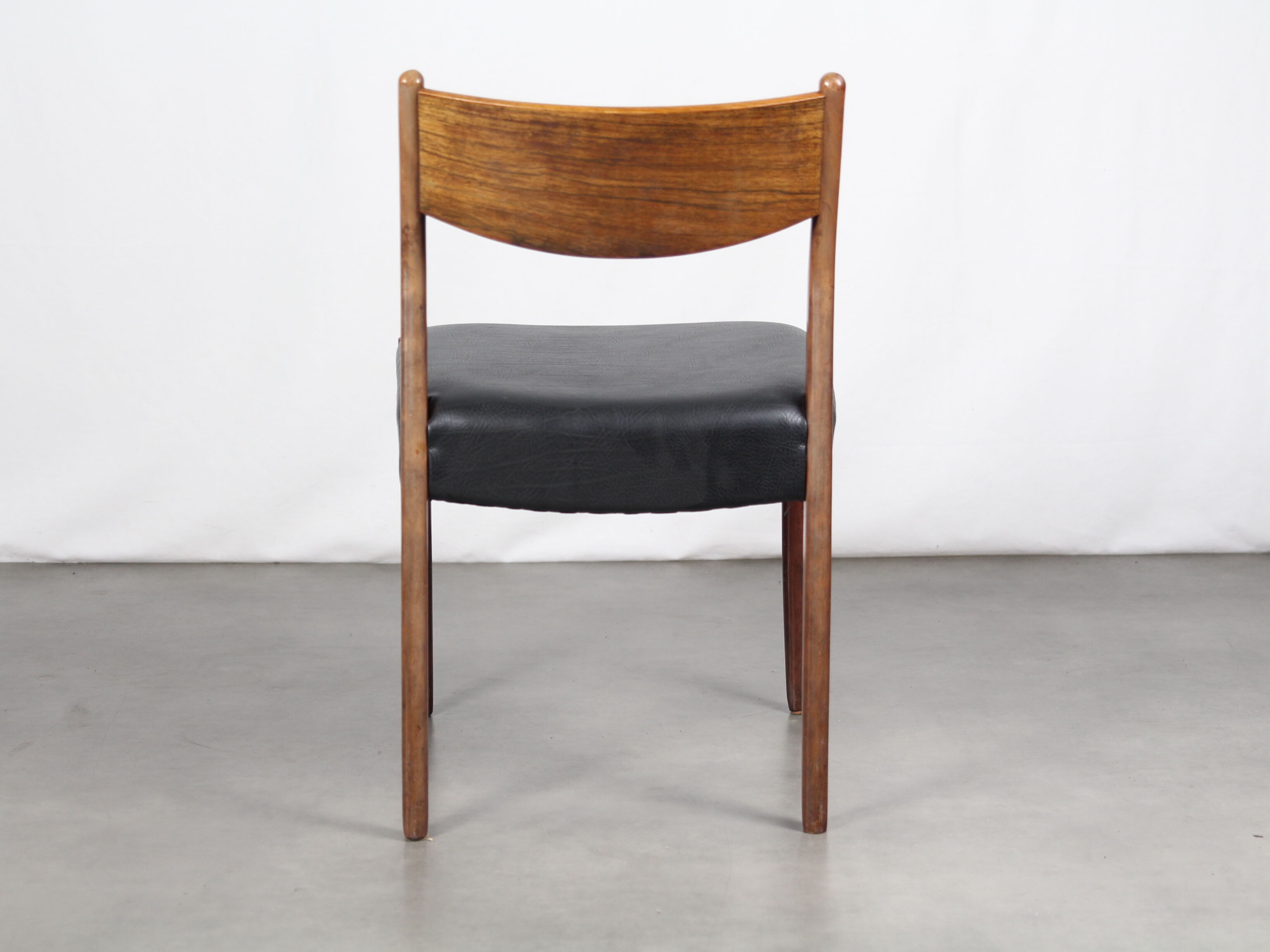 Scandinavian teak chair