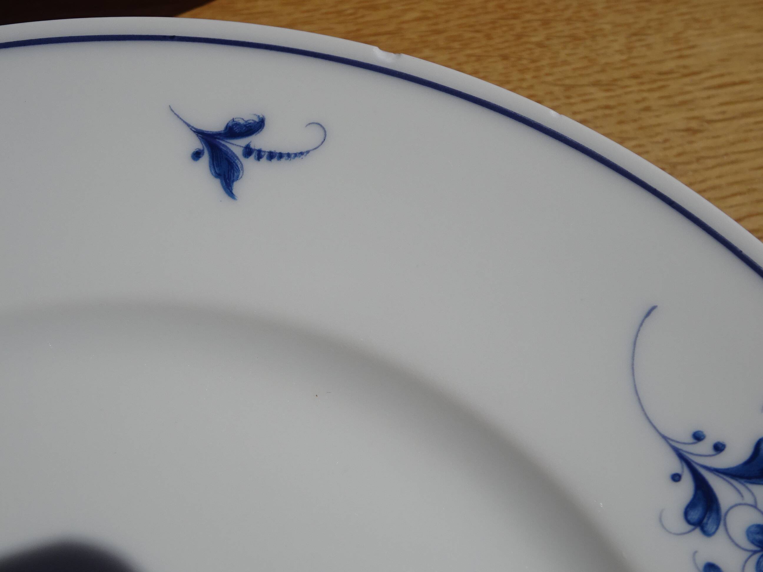 Dessert service, 13 pieces in Limoges porcelain, Bernardaud