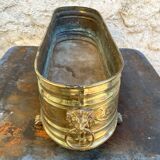 Jardiniere cache pot