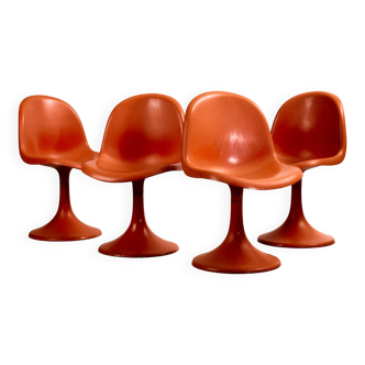 Ensemble de chaises moulées orange à base unique, années 1970