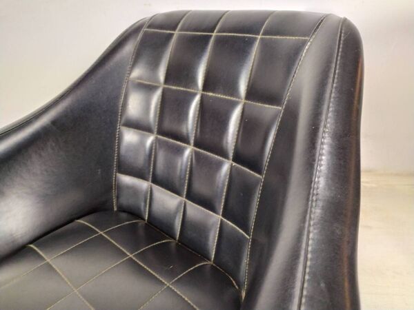 Fauteuils skaï noir vintage
