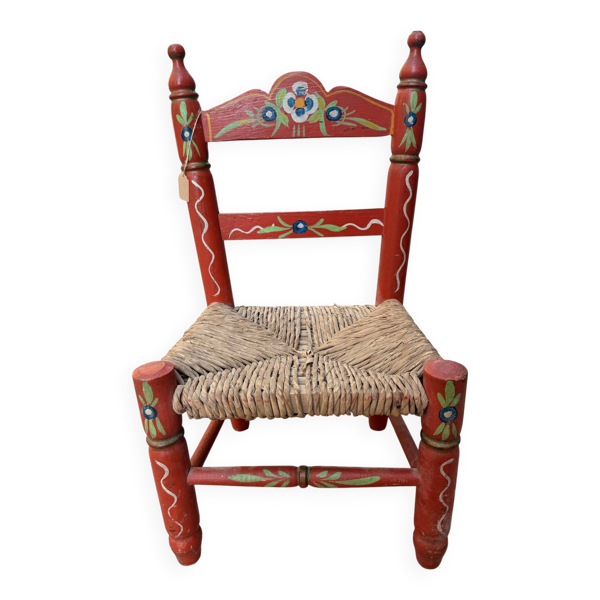 Chaise enfant ancienne décor artisanal peint