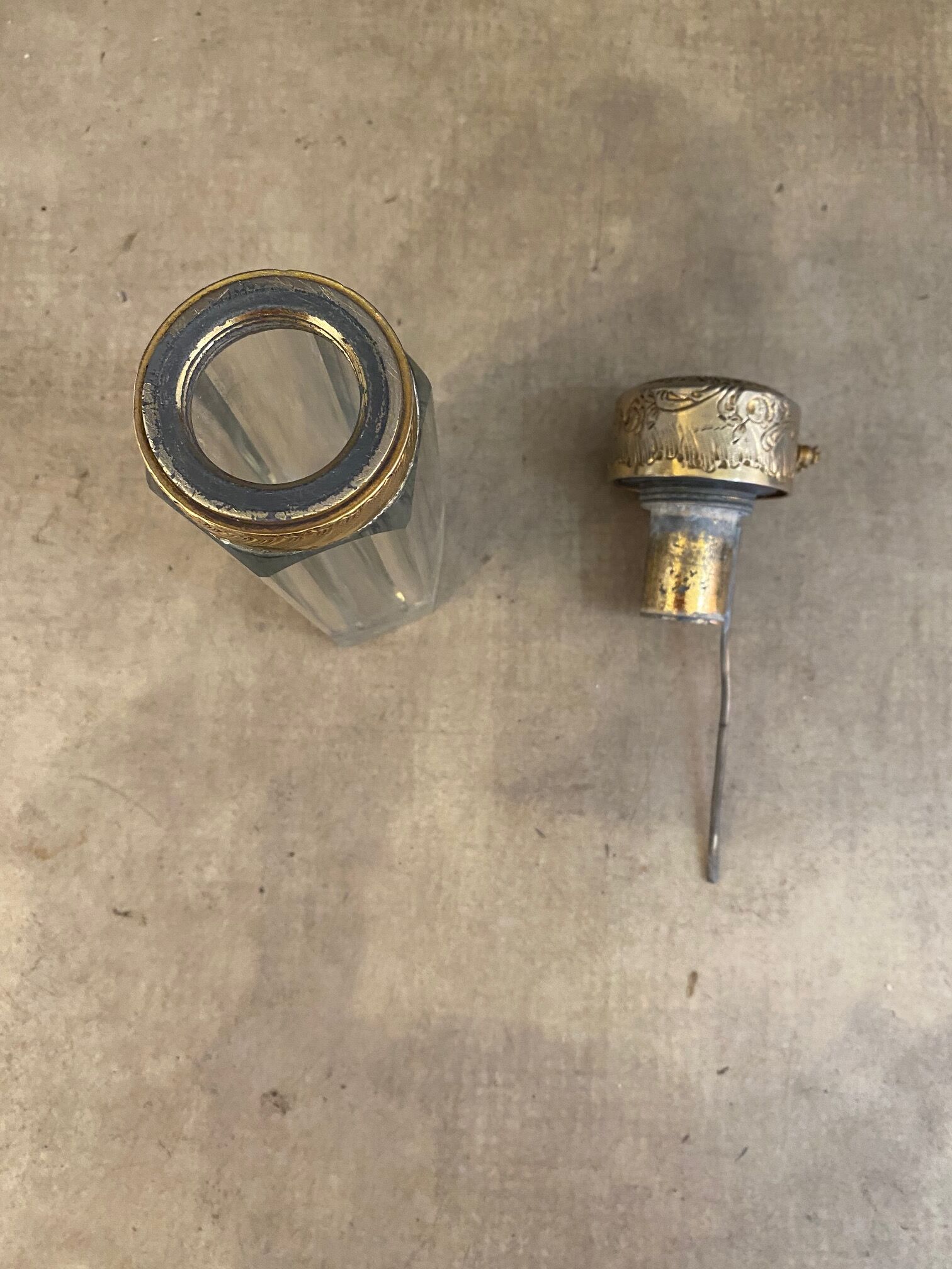 Old piston vaporizer crystal perfume atomizer baccarat late nineteenth century