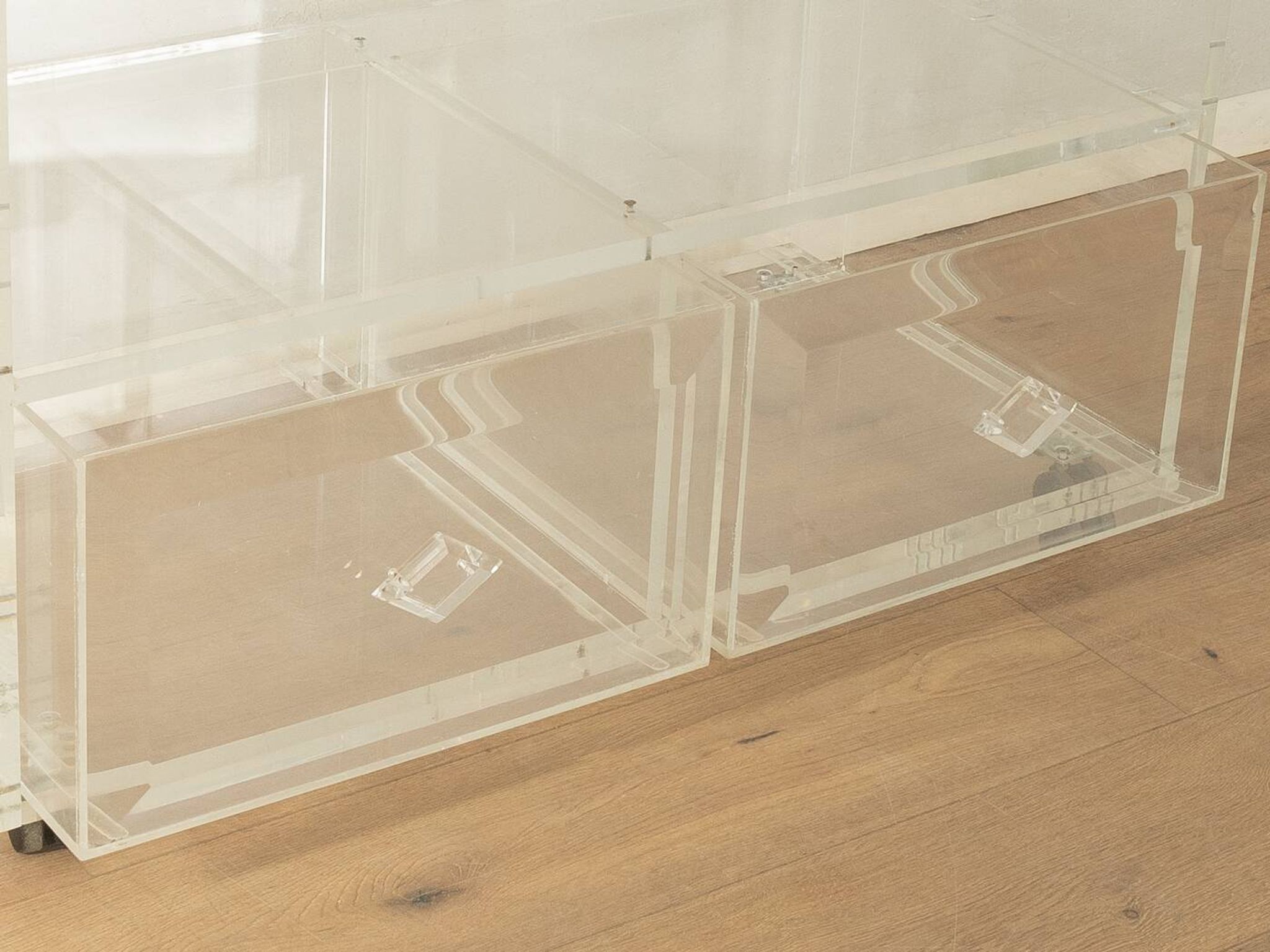 Minimalist chest of drawers from the 1980s, acrylic glass, unique piece