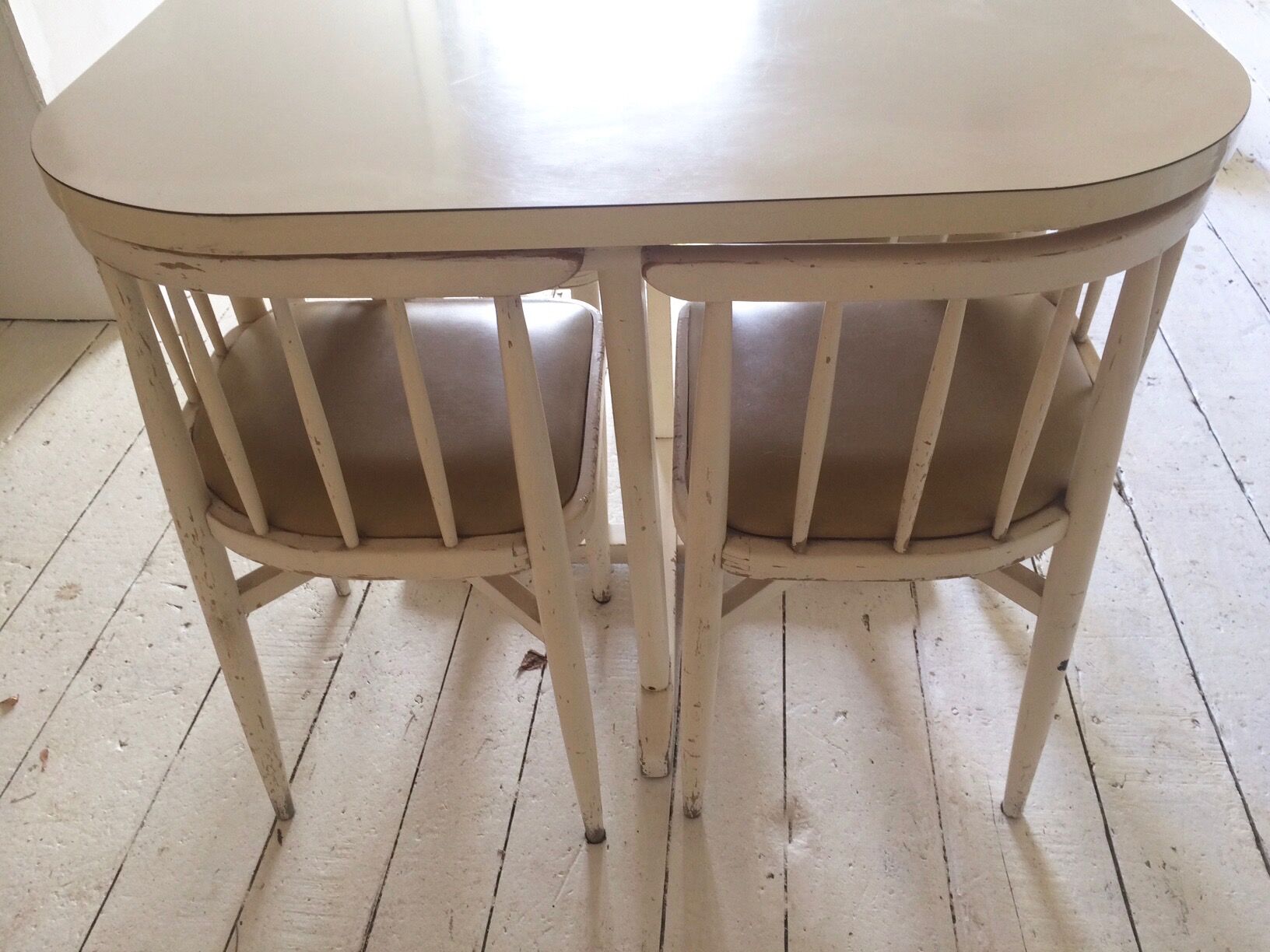 Set Thonet, table and chairs