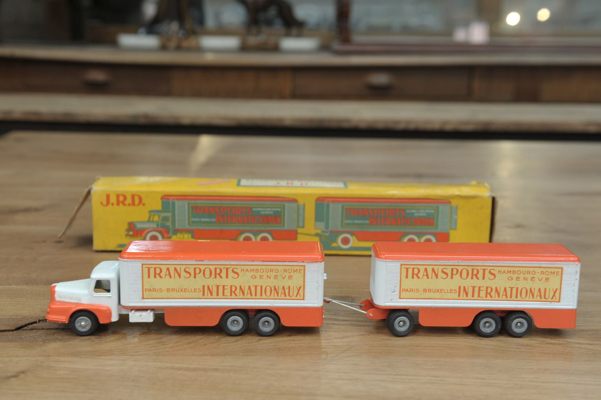 Old metal toy jrd trailer truck international transport