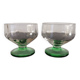 2 coupes à champagne facettées à pieds vert, années 30