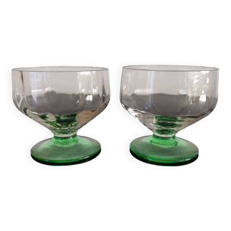 2 lightly faceted champagne glasses with green feet, 1930s