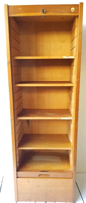 Light oak curtain Binder