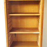 Light oak curtain Binder