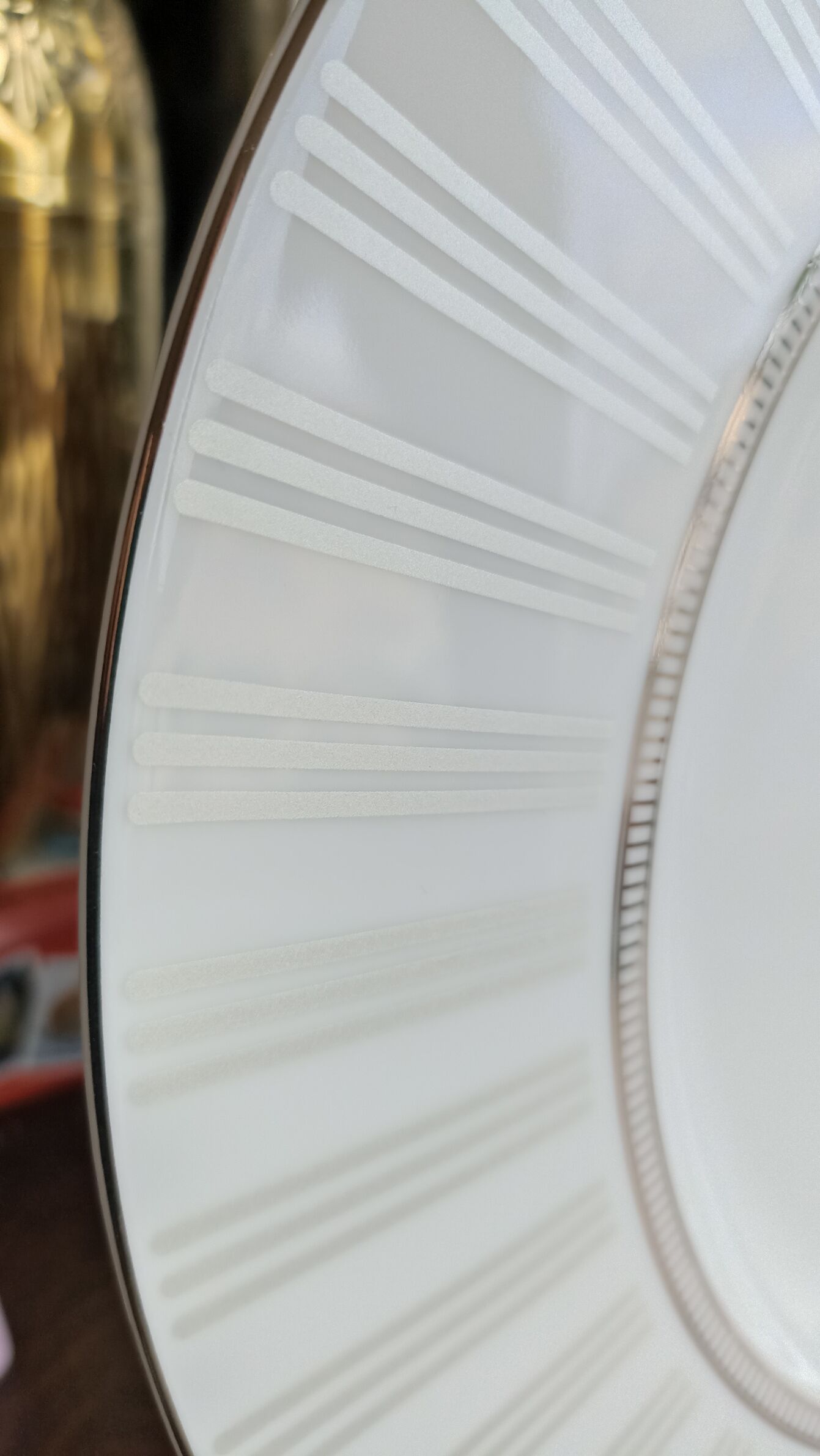 Guy Degrenne serving dish in Limoges porcelain, Venice Day Platinum