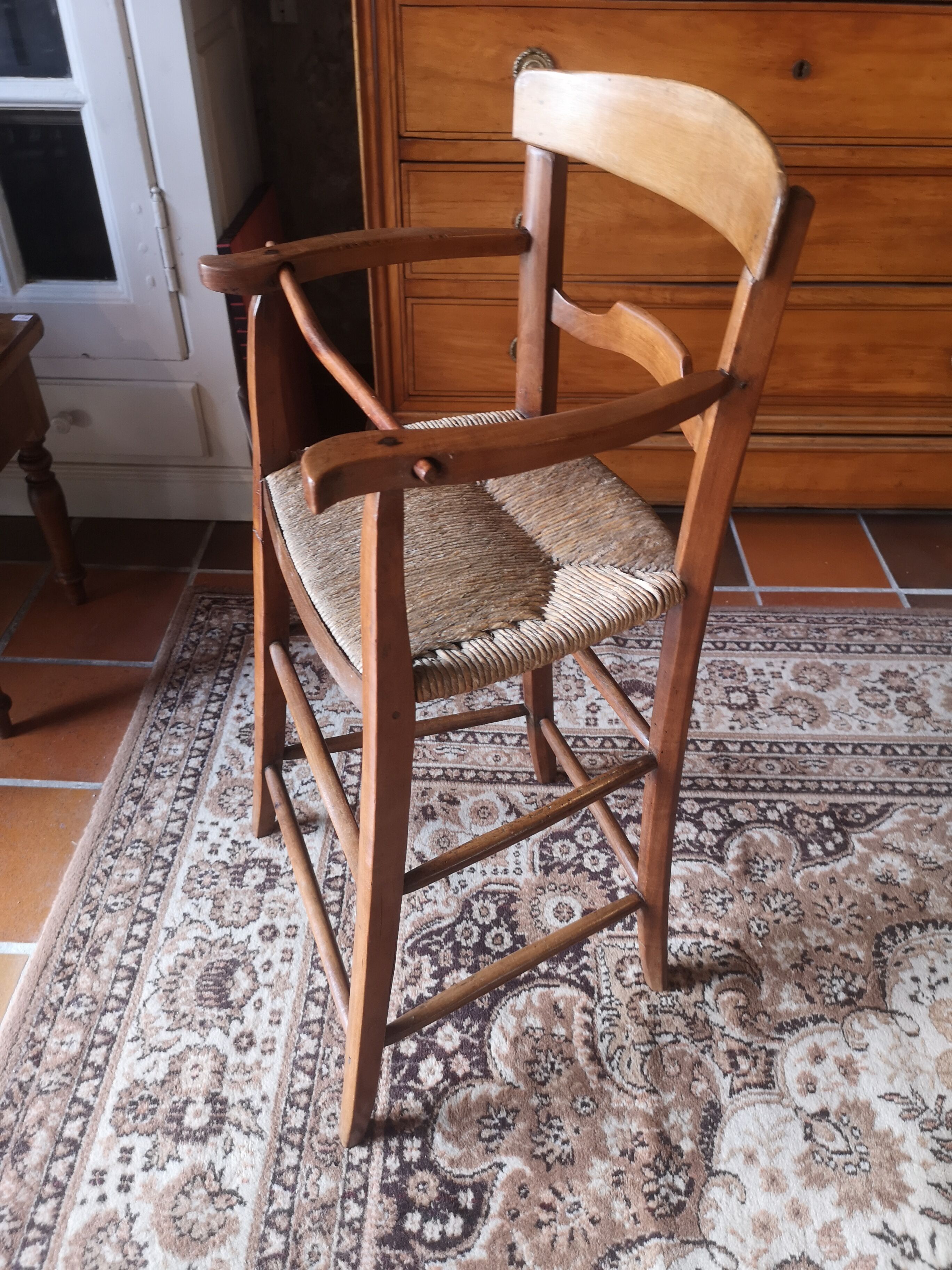 Old child high chair