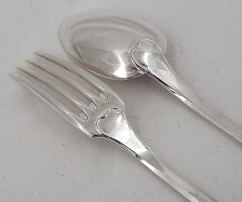 Ercuis Uniplat, Valois, 12 dessert and side plates, 24 pieces, 18 cm.