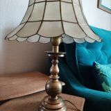 Large pagoda table lamp to place mother-of-pearl capiz brass base