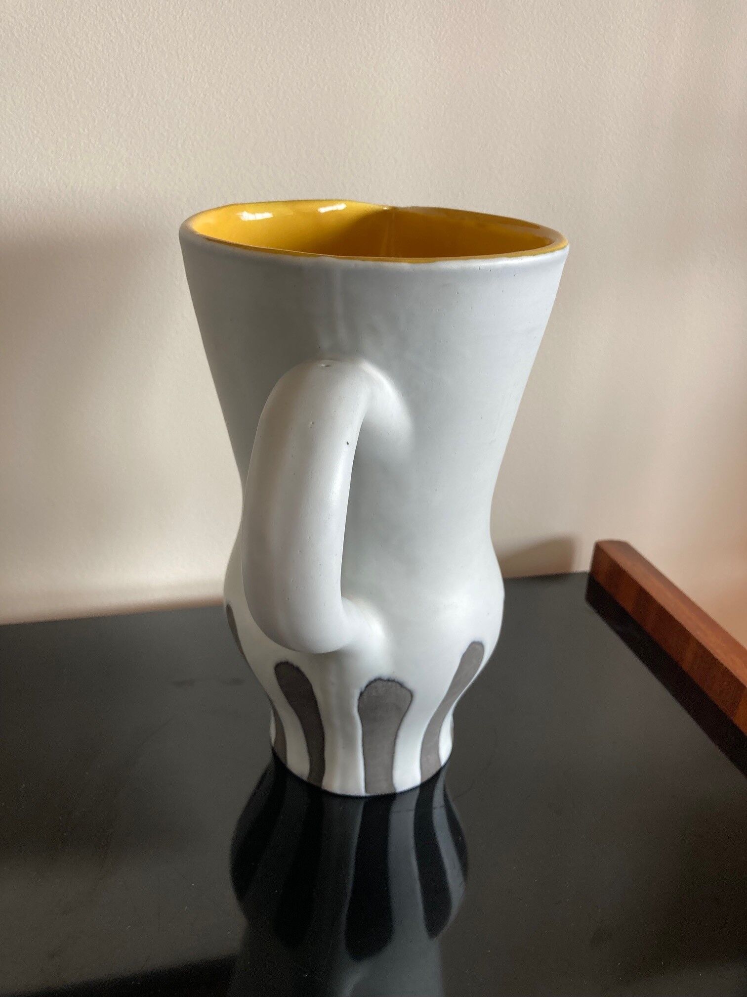 Pitcher Vallauris Capron