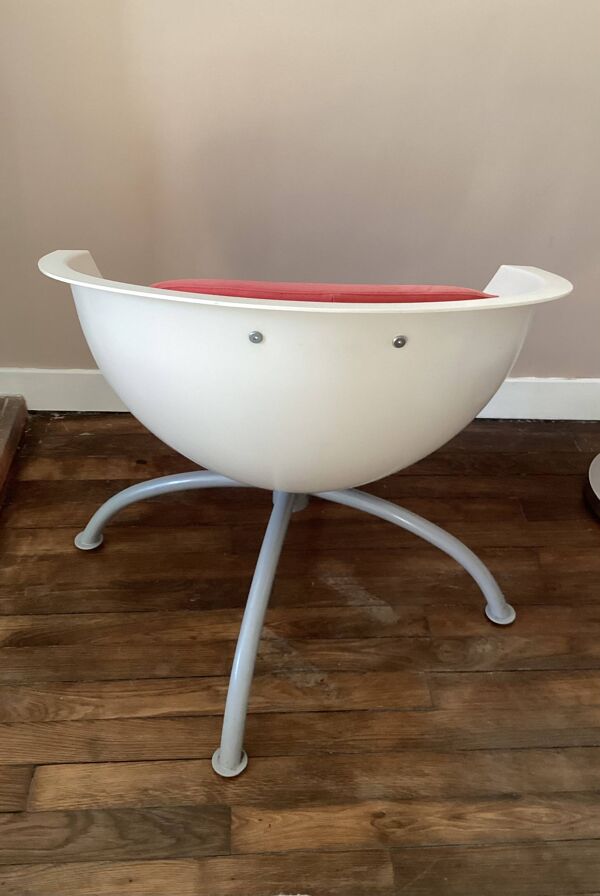 Fauteuil Boule pivotant de Mia Lagerman, design Ikea 2004