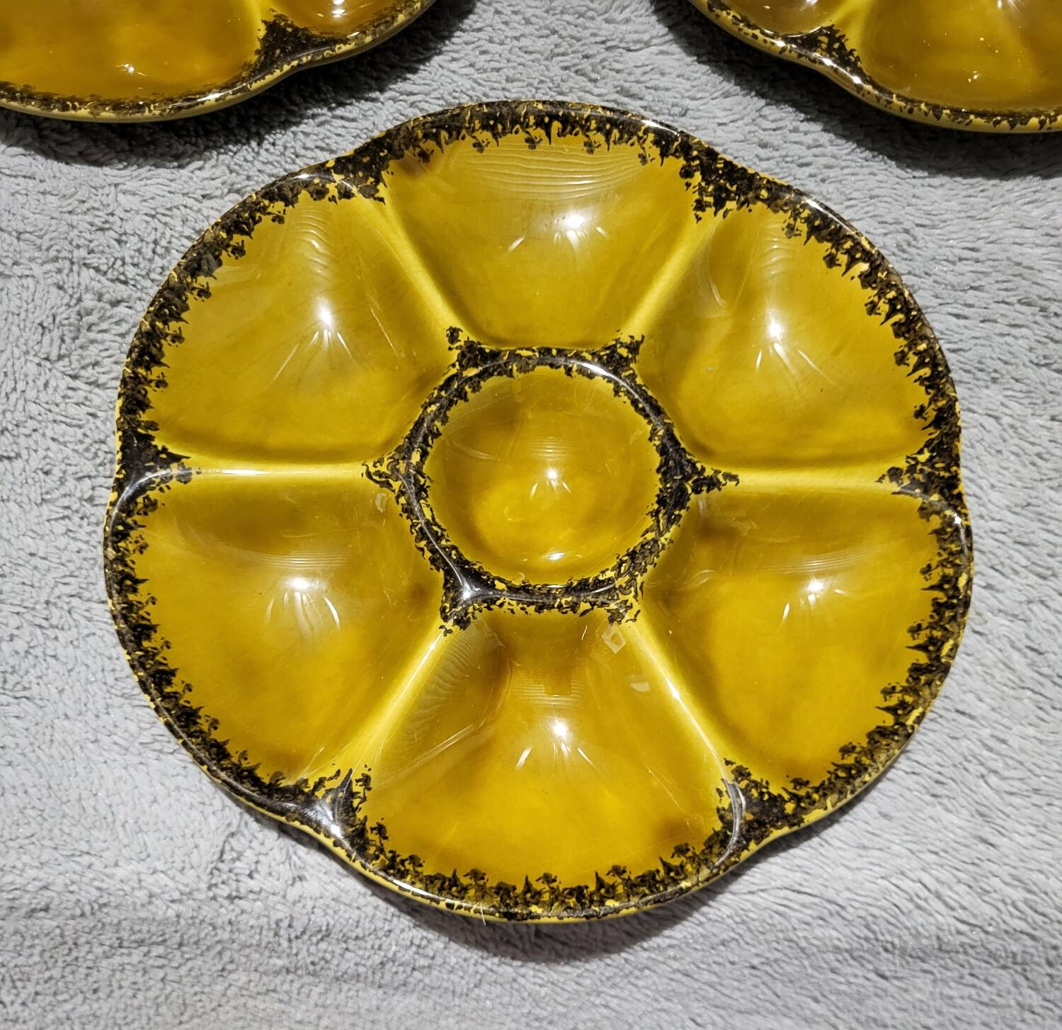 Authentic old vintage oyster set signed Gien France