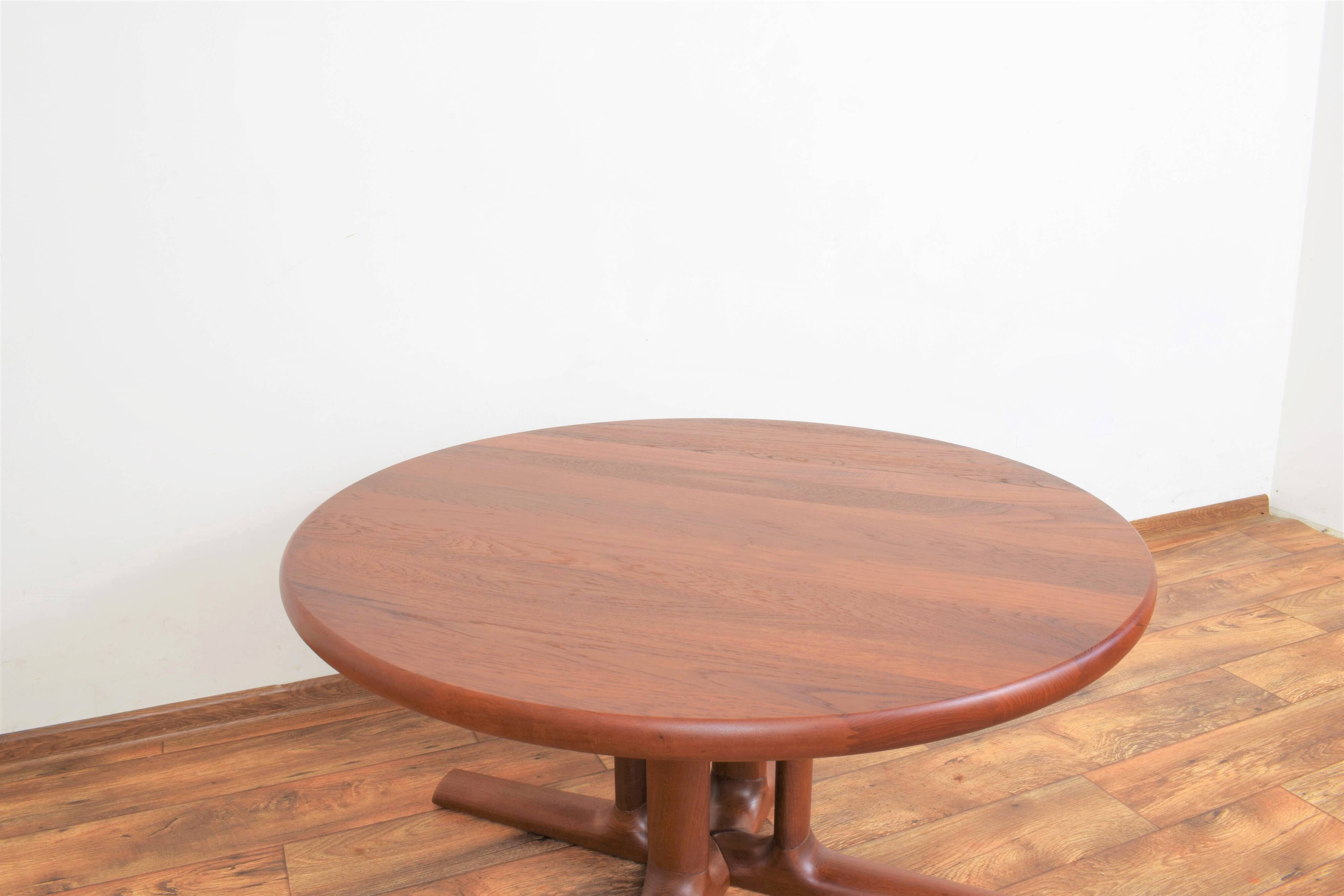 Table basse en teck danois du milieu du siècle de Dyrlund, années 1970.